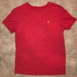 American Eagle Red T-Shirt Size M